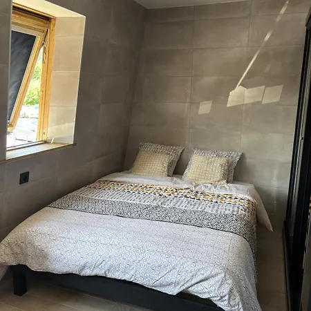 Διαμέρισμα Bedroom - - Massage Ribecourt